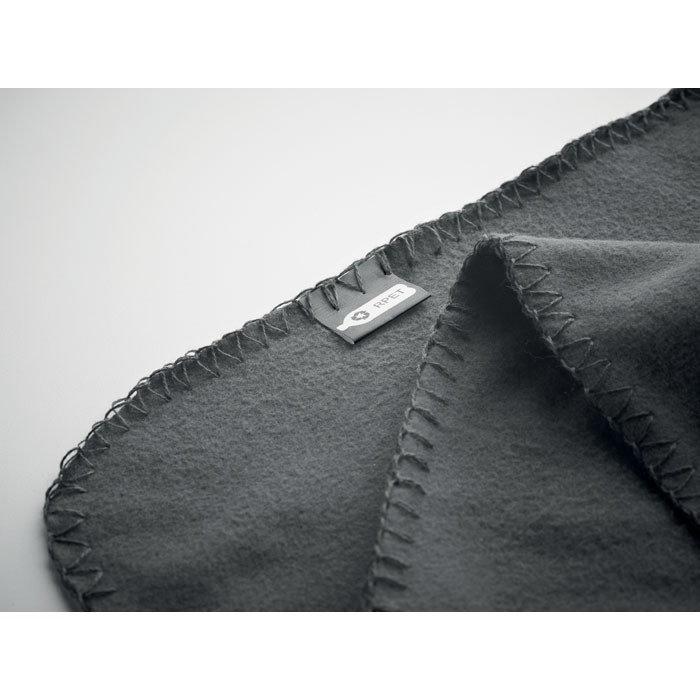 COUVERTURE POLAIRE EN RPET MUSALA RPET