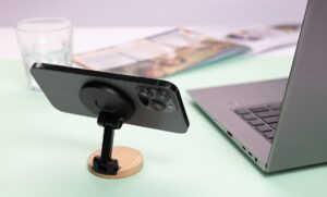 SUPPORT DE TELEPHONE PLASTIQUE ECS ET BAMBOU MAGMOUNT