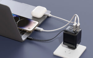 CHARGEUR 65W GaN AVEC CABLE URBAN VITAMIN MENDOCINO