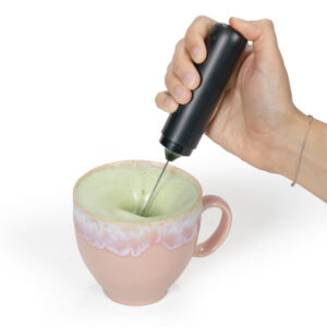 MOUSSE A LAIT ELECTRIQUE RECHARGEABLE