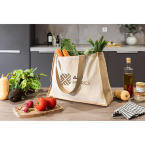 SAC EN TOILE 320GR AVEC FOND ET COTES EN JUTE LAMINE 350GR HELSINQUE