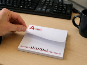 MEMO AUTOCOLLANTS STICKY-MATE® 75x75 MM