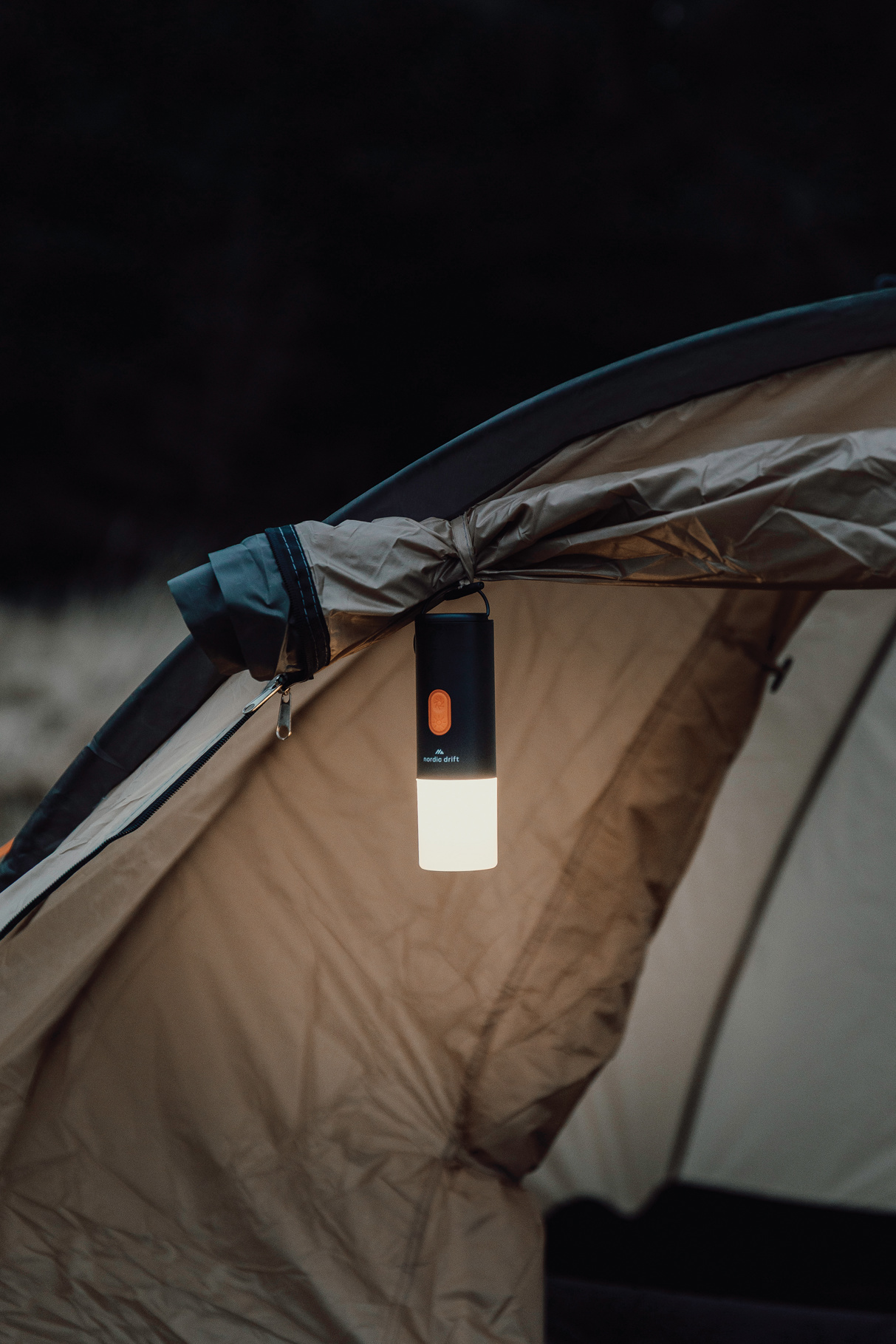 LAMPE DE CAMPING AVEC POMPE A AIR NORDIC DRIFT TITAN